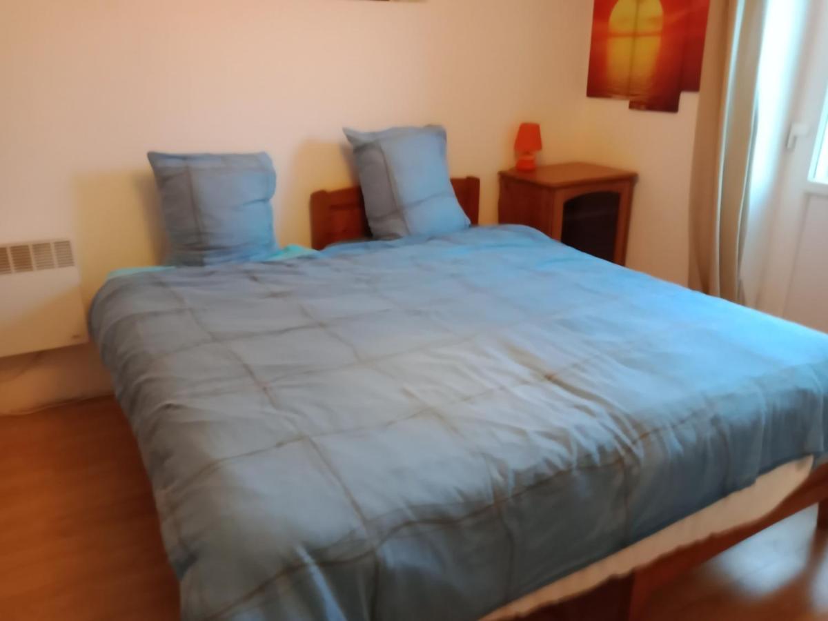 895 Alexis Jaubert Διαμέρισμα Saint-Pantaléon-de-Larche Εξωτερικό φωτογραφία